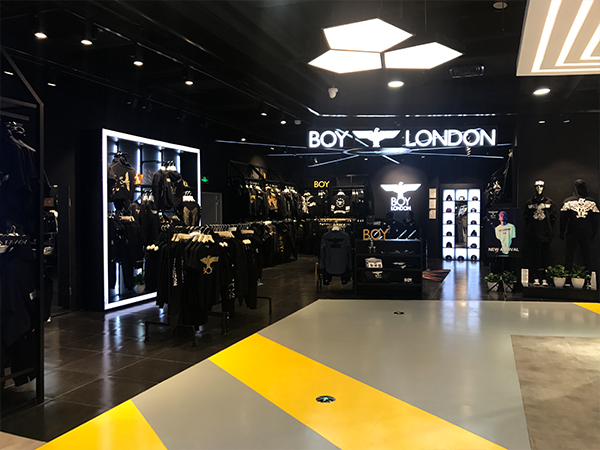 石家庄新百广场-BOY